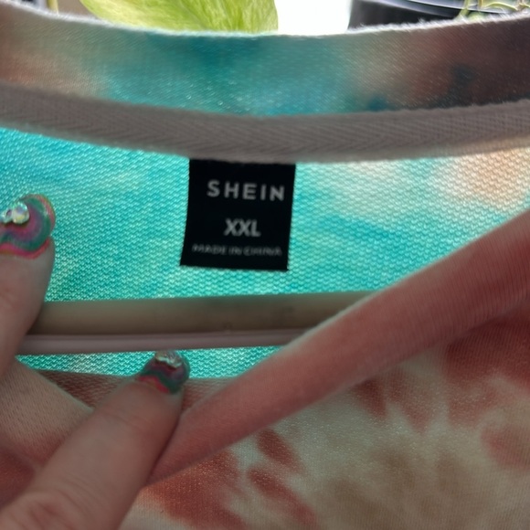 SHEIN | Men’s Tye Dye Crew Neck - Picture 3 of 7